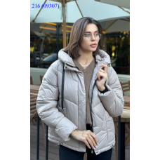 Оптом верхній одяг куртки жіночі botf-lot 09307